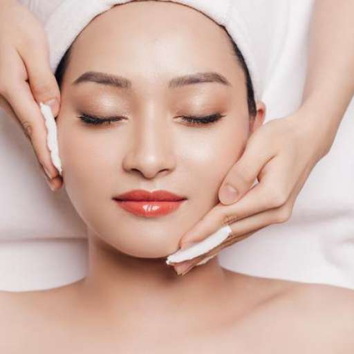 Chăm sóc da mặt chuyên sâu